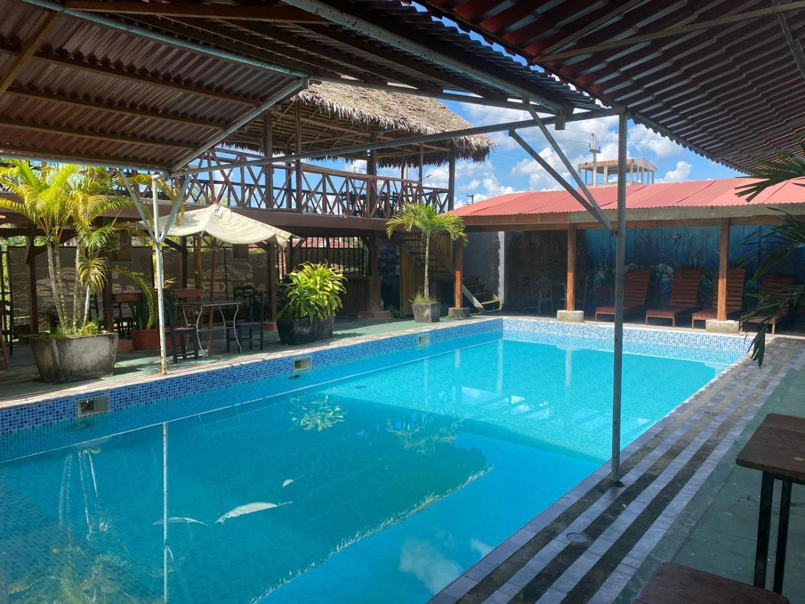 El Bunker 9 Hotel Iquitos Buitenkant foto
